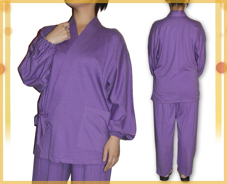 紫色のニットの作務衣