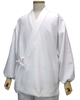 白の作務衣
